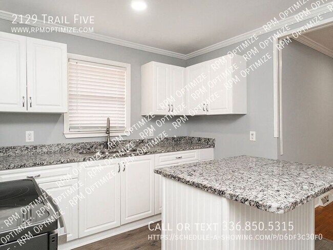 Building Photo - 2129 Trail Five