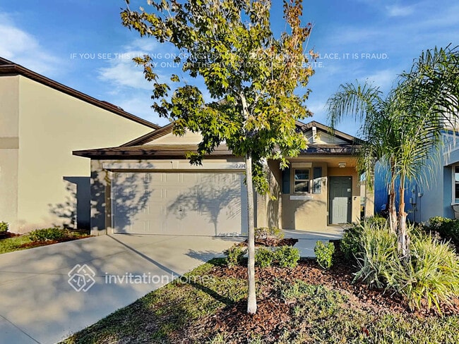 Building Photo - 2210 Treesdale Ave