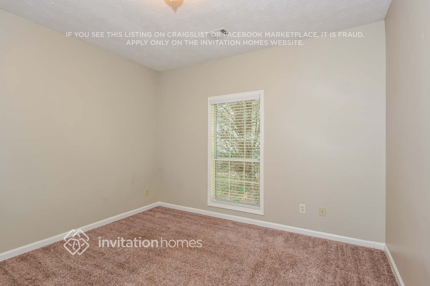 Building Photo - 2041 Stone Forest Dr