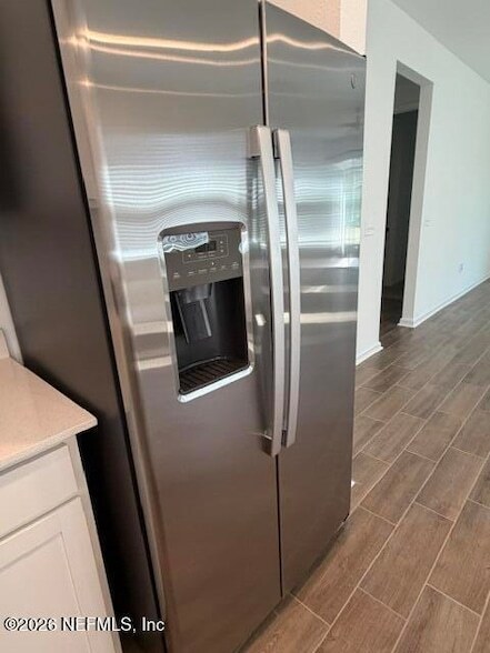 Building Photo - 915 Cedar Slough Dr