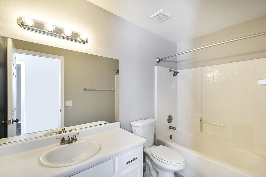 Building Photo - 7517 Maiden Run Ave