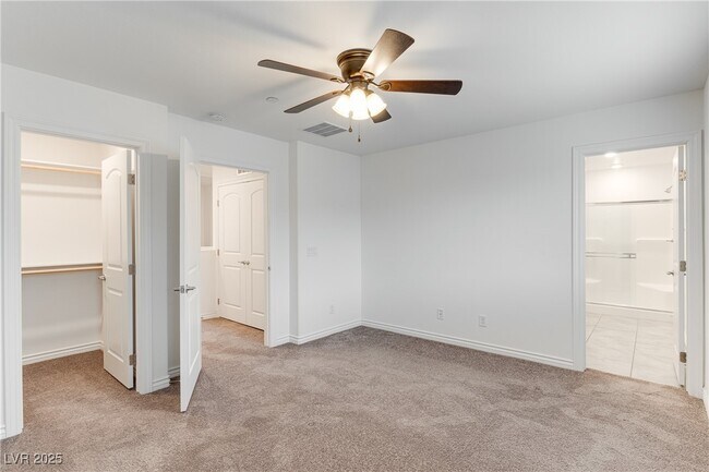 Building Photo - 371 Yellow Finch Ln