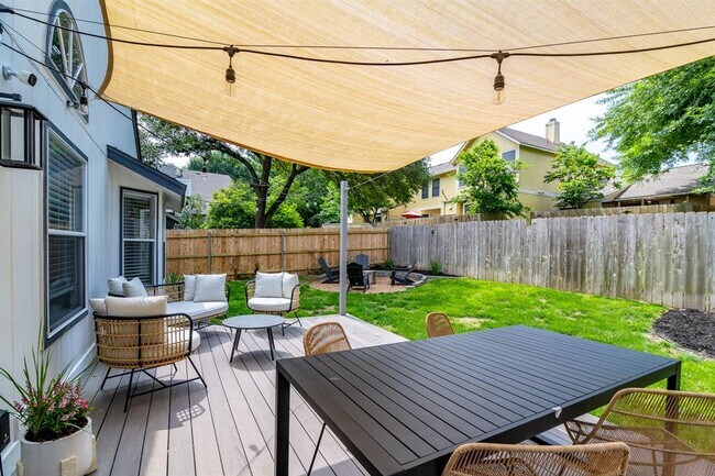 Building Photo - 1407 Elm Brook Dr