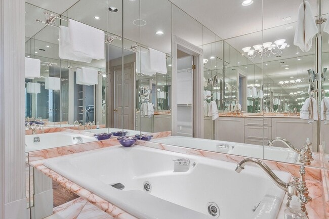 Building Photo - 3230 Volta Pl NW