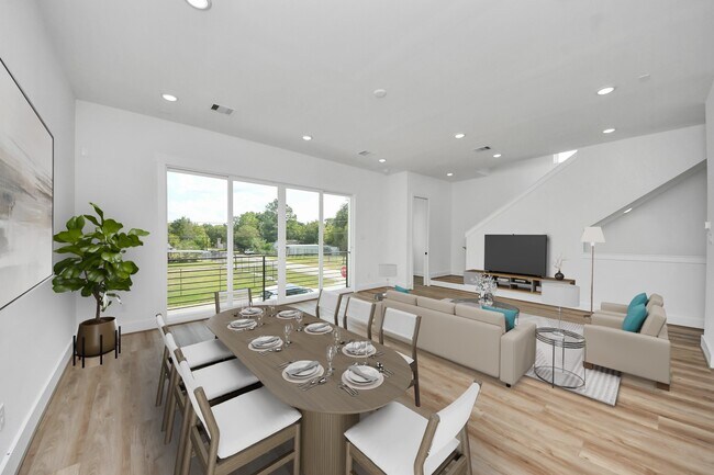 Building Photo - 6949 Foster St