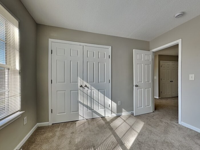 Building Photo - 1230 Brookstone Rd