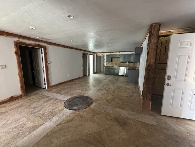 Building Photo - 6652 Co Rd 125