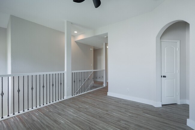 Building Photo - 118 Cheswood Manor Drive