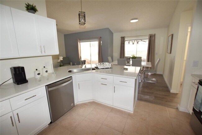 Building Photo - 7790 Indian Ridge Trail S