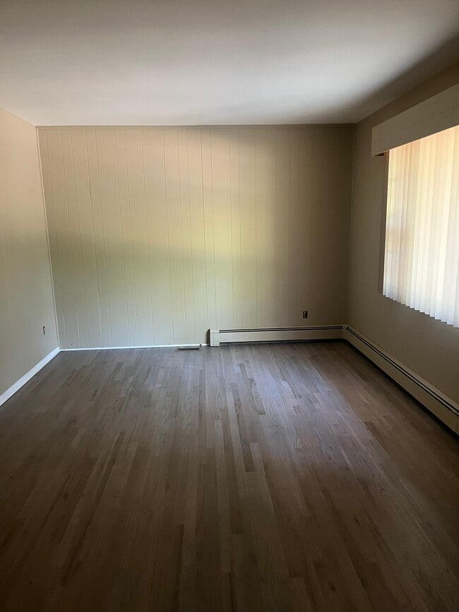 Building Photo - 60 Haines St