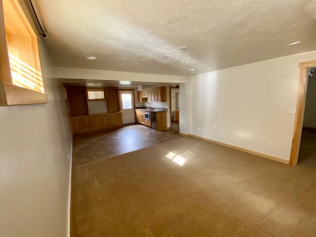 Building Photo - 859 E 2730 N