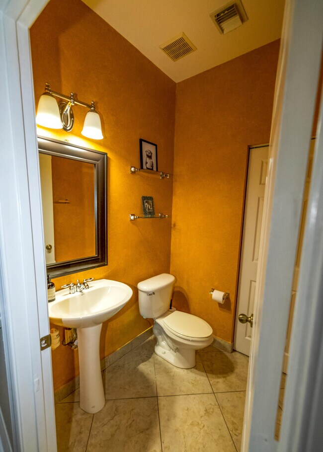Building Photo - 4574 Danson Way