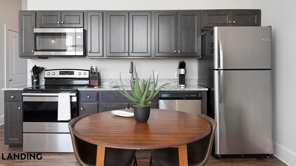 Building Photo - 187 N Church St