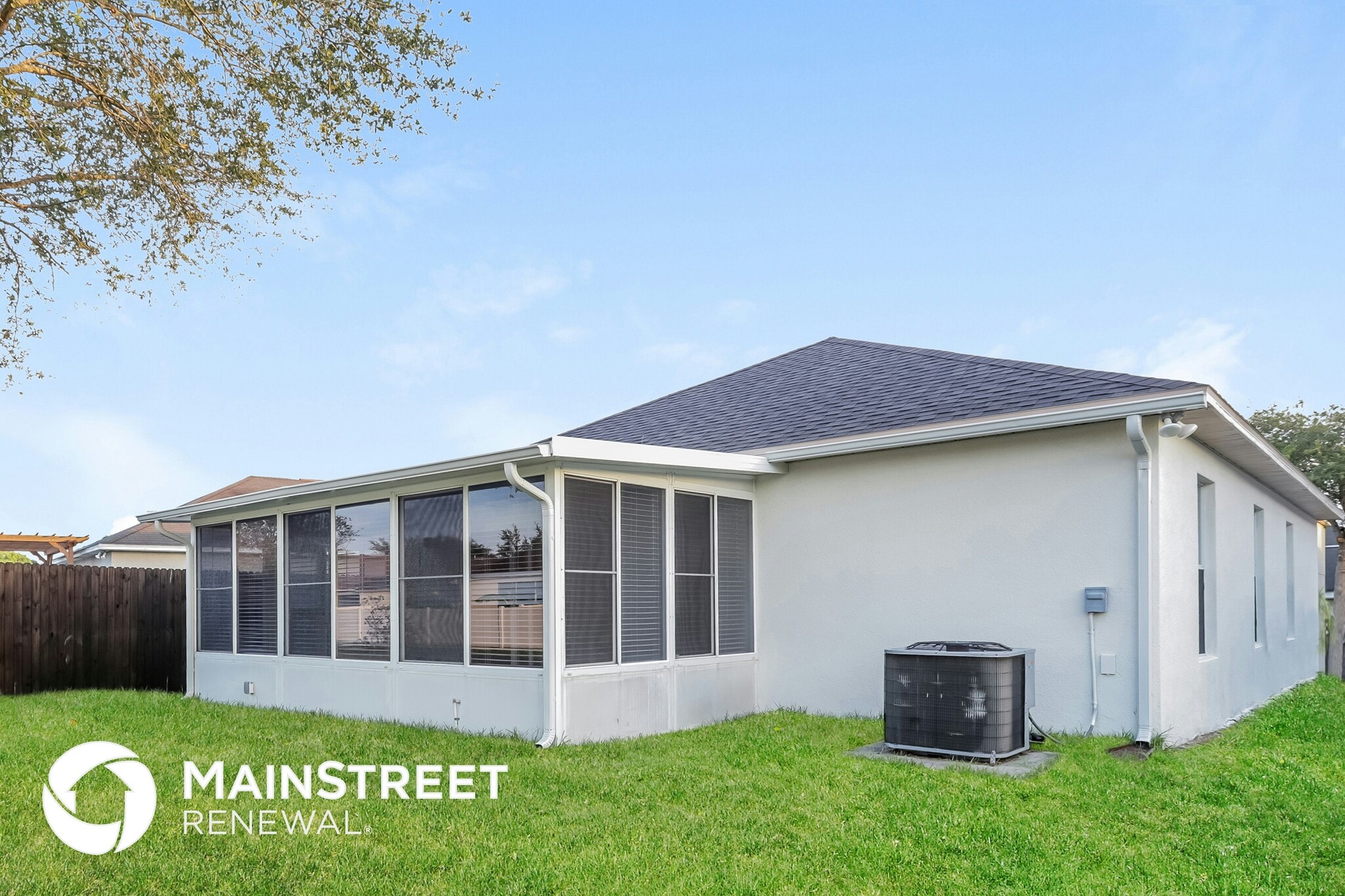 Building Photo - 935 Brenton Leaf Dr