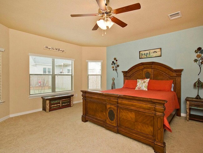 Building Photo - 20920 Windmill Ranch Ave