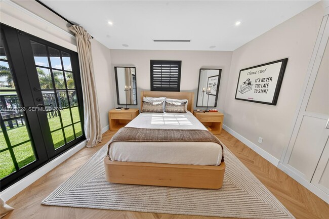 Building Photo - 4312 NE 22nd Ave