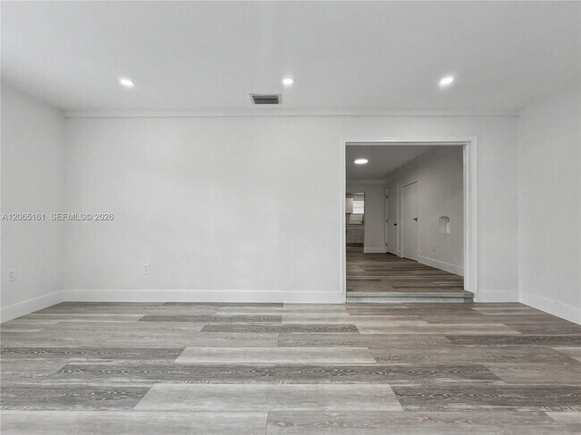 Building Photo - 228 NW 39th St