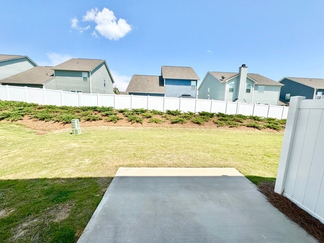 Building Photo - BEAUTIFUL 3BD/2.5BTH Townhome - Belmont -July/August Move In