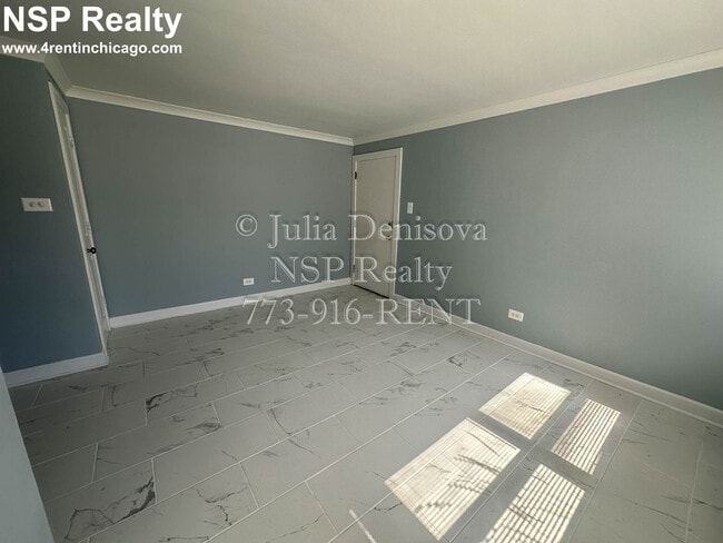 Building Photo - 6700 N California Ave