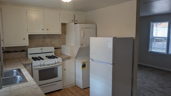 Building Photo - 317 W Harrison St