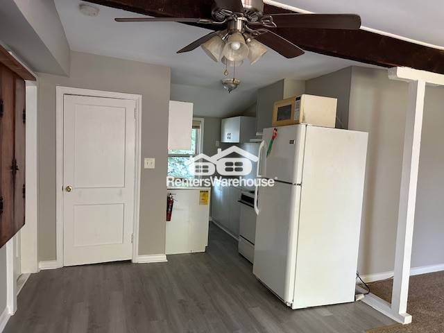 Building Photo - 460 Carvel Beach Rd