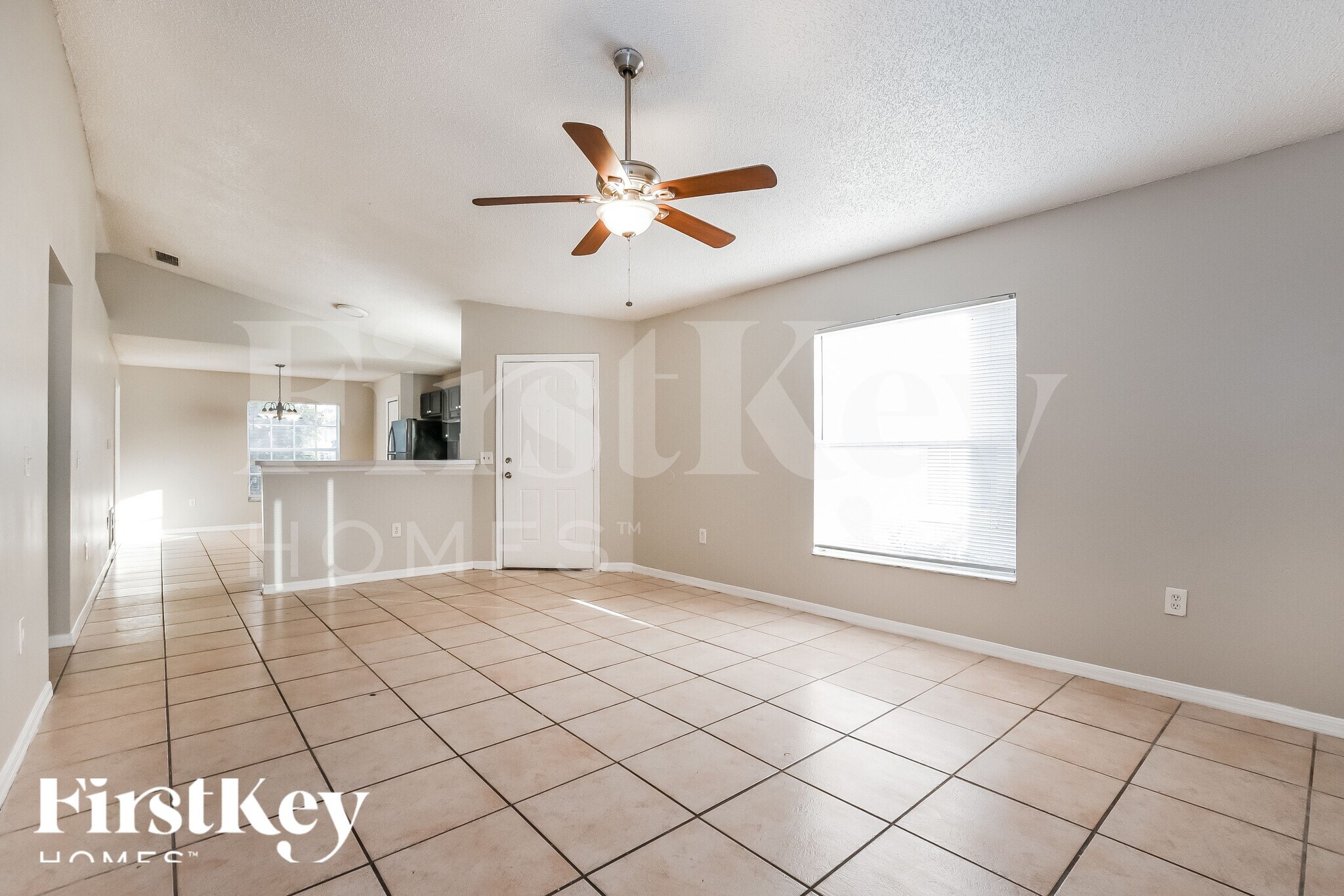 Building Photo - 7432 Little Pond Ct