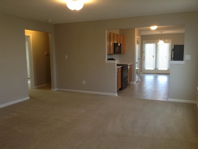 Building Photo - 10261 Sunvista Ct