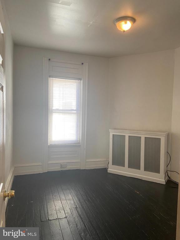 Building Photo - 3711 Lancaster Ave