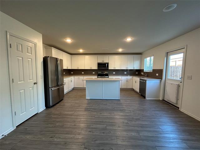 Building Photo - 4640 Greyberry Dr