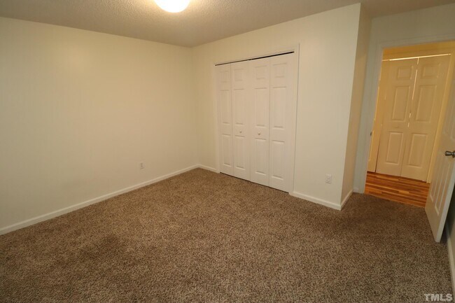 Building Photo - 510 Springfork Dr