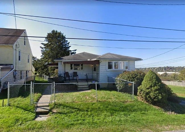 Building Photo - 422 Buckeye St