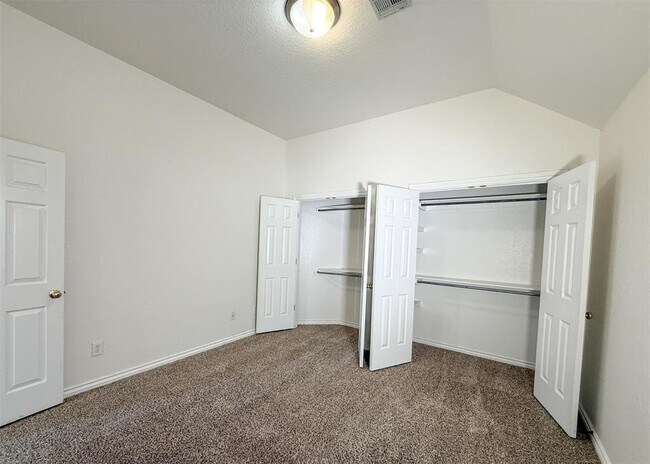 Building Photo - 16517 Tonka Trail