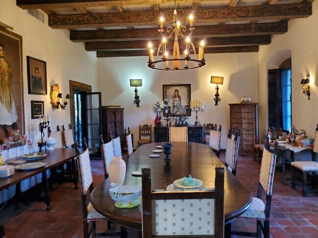 Building Photo - 80 Middle Rd