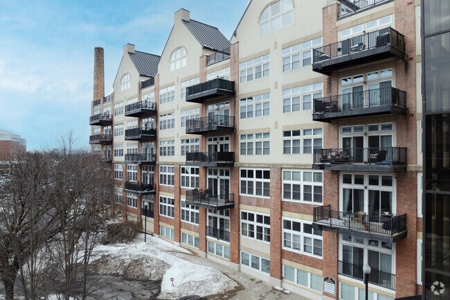 Building Photo - The Mill Apartments