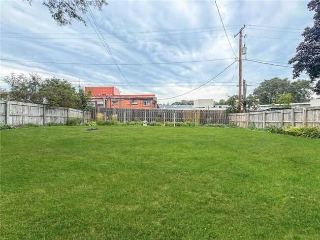 Building Photo - 7110 W 23rd St