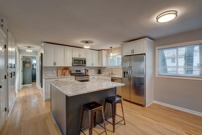 Building Photo - 4609 Waukesha St