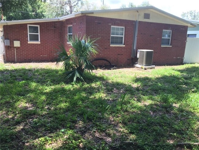 Building Photo - 6708 S Hesperides St