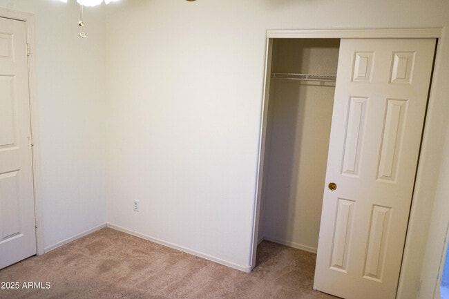 Building Photo - 898 E Monterey St