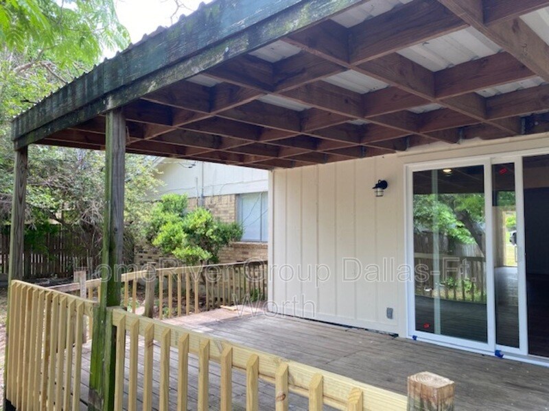 Building Photo - 1133 Augusta Rd
