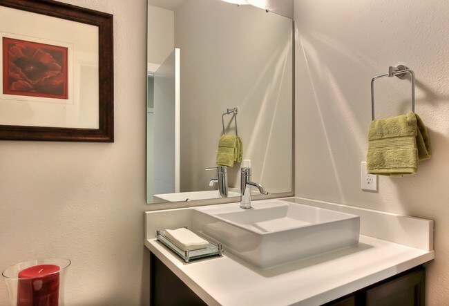 Powder Room - 513 125th St Ct E