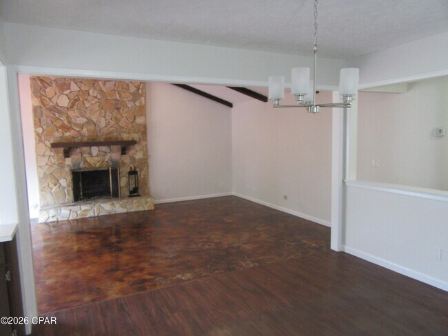 Building Photo - 8629 Deerpoint Dr