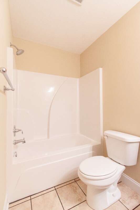 Building Photo - 6 Cal Rd