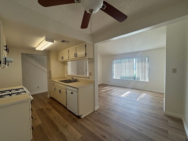 Building Photo - 43941 18th Street E
