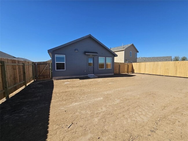 Building Photo - 2304 Blizzard Dr