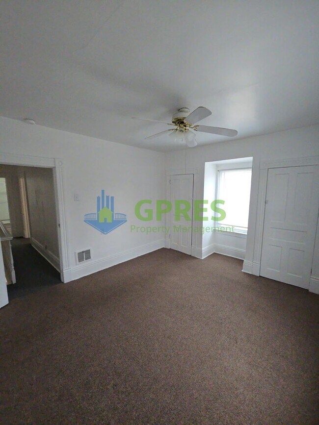 Building Photo - 159-161 Freeport Rd