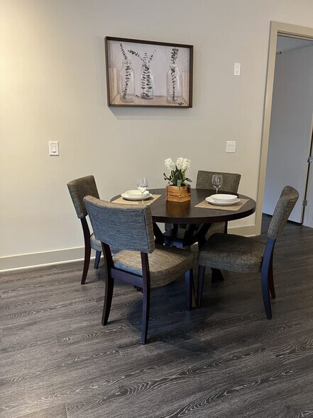 Building Photo - 3158 Stillhouse Creek Dr