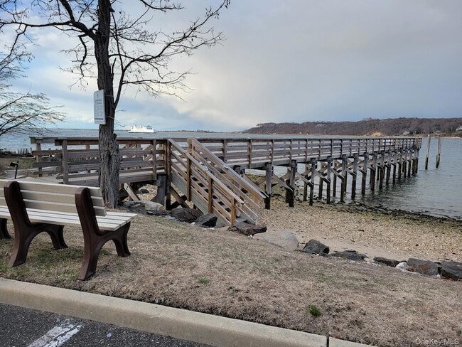 Building Photo - 9 Bayview Ct