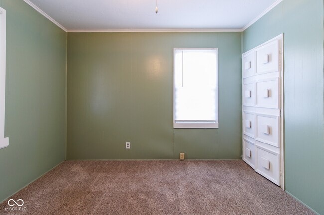Building Photo - 5866 Shimer Ave