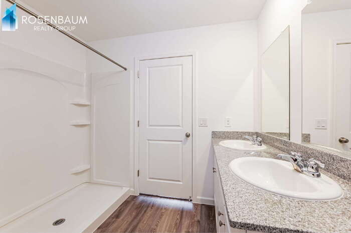 Building Photo - 8888 W Swansea Dr