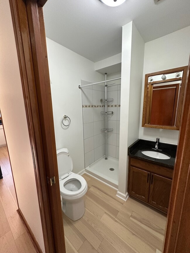 Building Photo - 3637 Sunset Dr